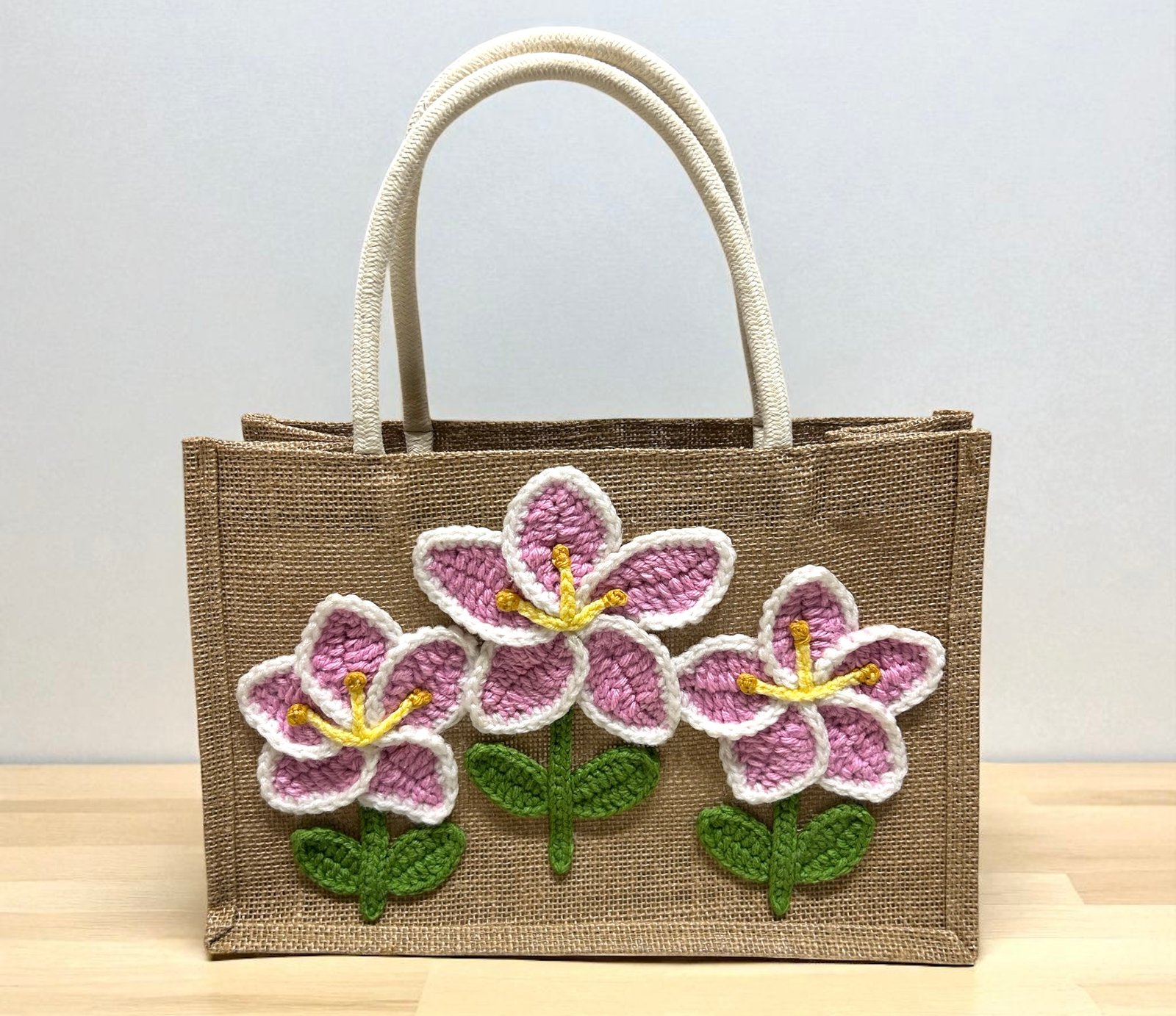Star gazer Flower Crochet Tote